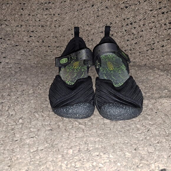 KEEN-Madrid-Mary Jane Sandals-Black/Pixel Design-Nylon-Sz 37/6.5-Near Mint - Picture 3 of 8